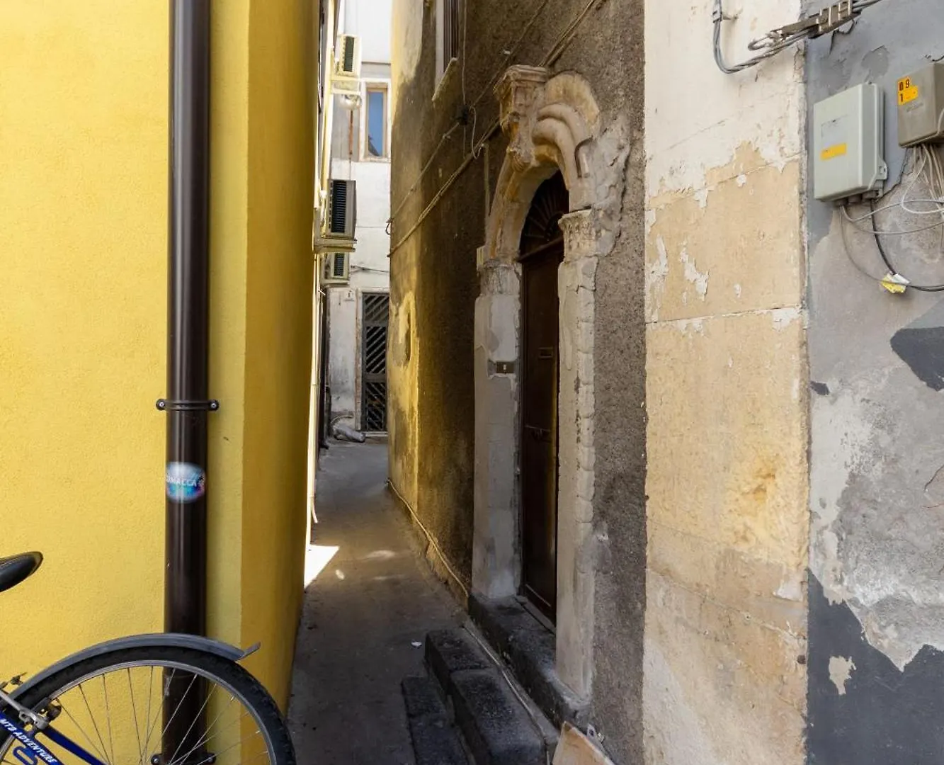 Il Porto & I Marinai Rooms Catania Apartment